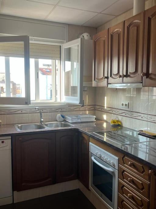Atico Luminoso Centrico Y Comodo Apartment Фигерас Екстериор снимка