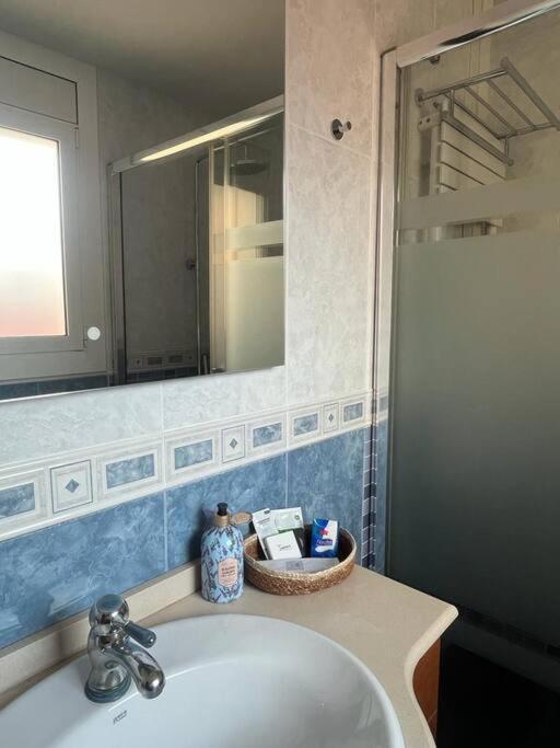 Atico Luminoso Centrico Y Comodo Apartment Фигерас Екстериор снимка