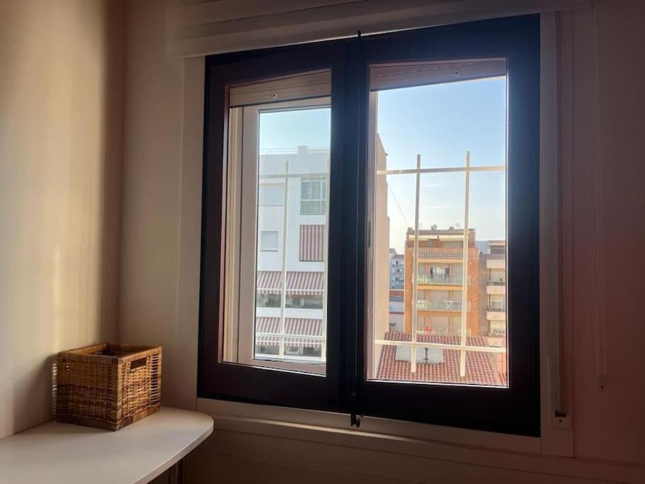 Atico Luminoso Centrico Y Comodo Apartment Фигерас Екстериор снимка