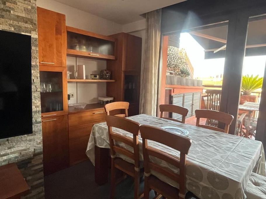 Atico Luminoso Centrico Y Comodo Apartment Фигерас Екстериор снимка